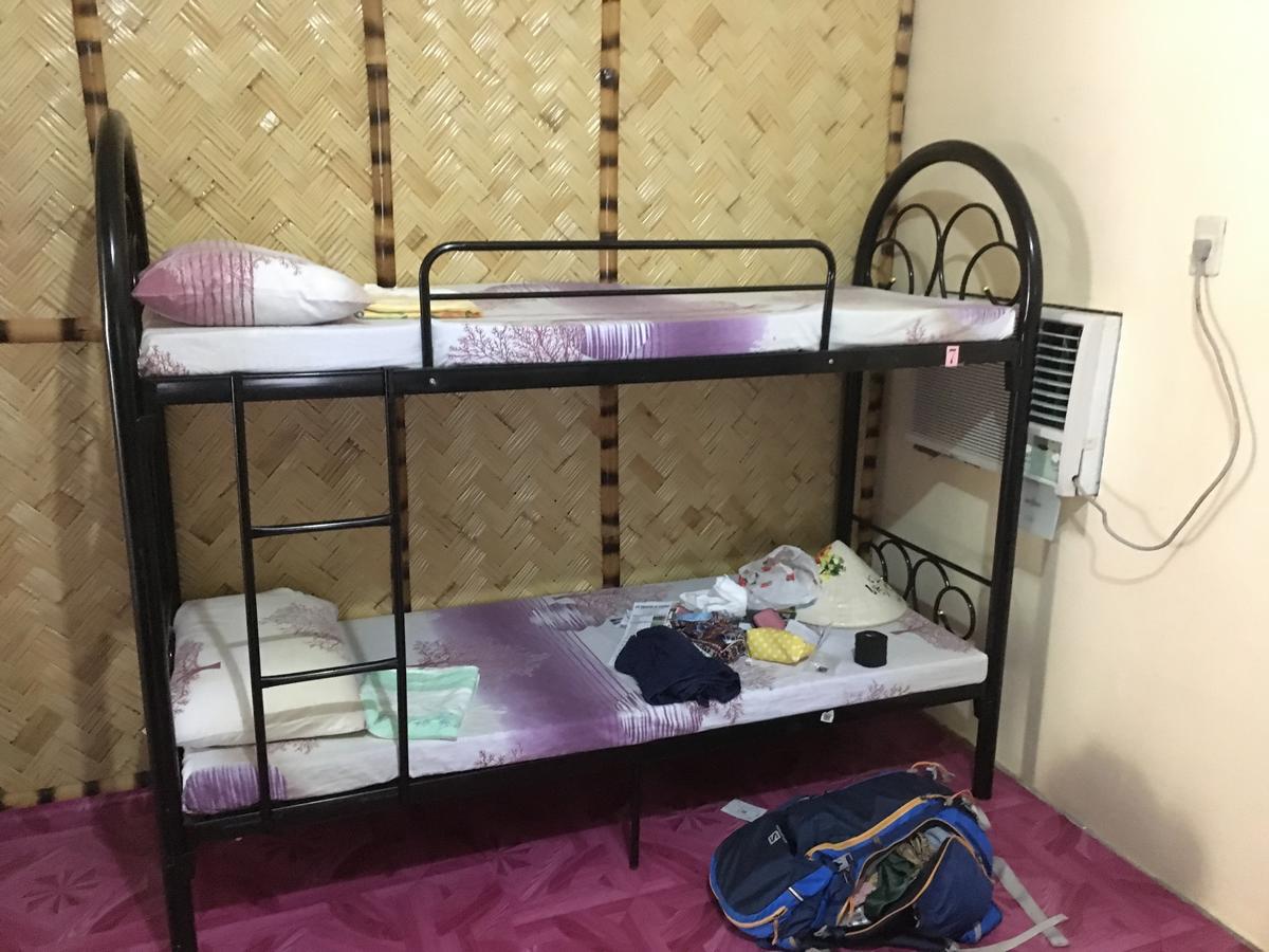 Fat Monkey Hostel Корон Екстериор снимка